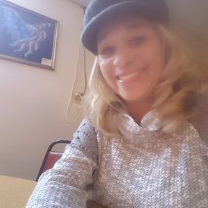 Meet your Posher, Beverly